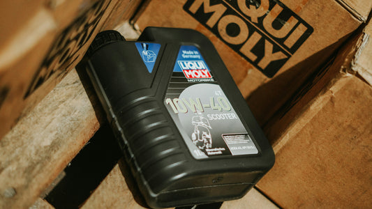 [AUTOMENT] What do the numbers on my oil bottle (like 5W-30) actually mean?
